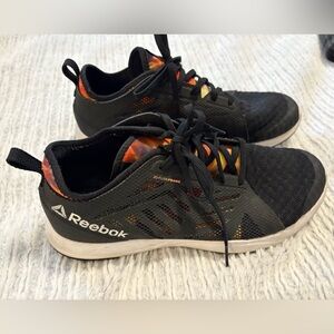 REEBOK Women’s Athletic Light Weight Shoes/Sneakers, Size 7